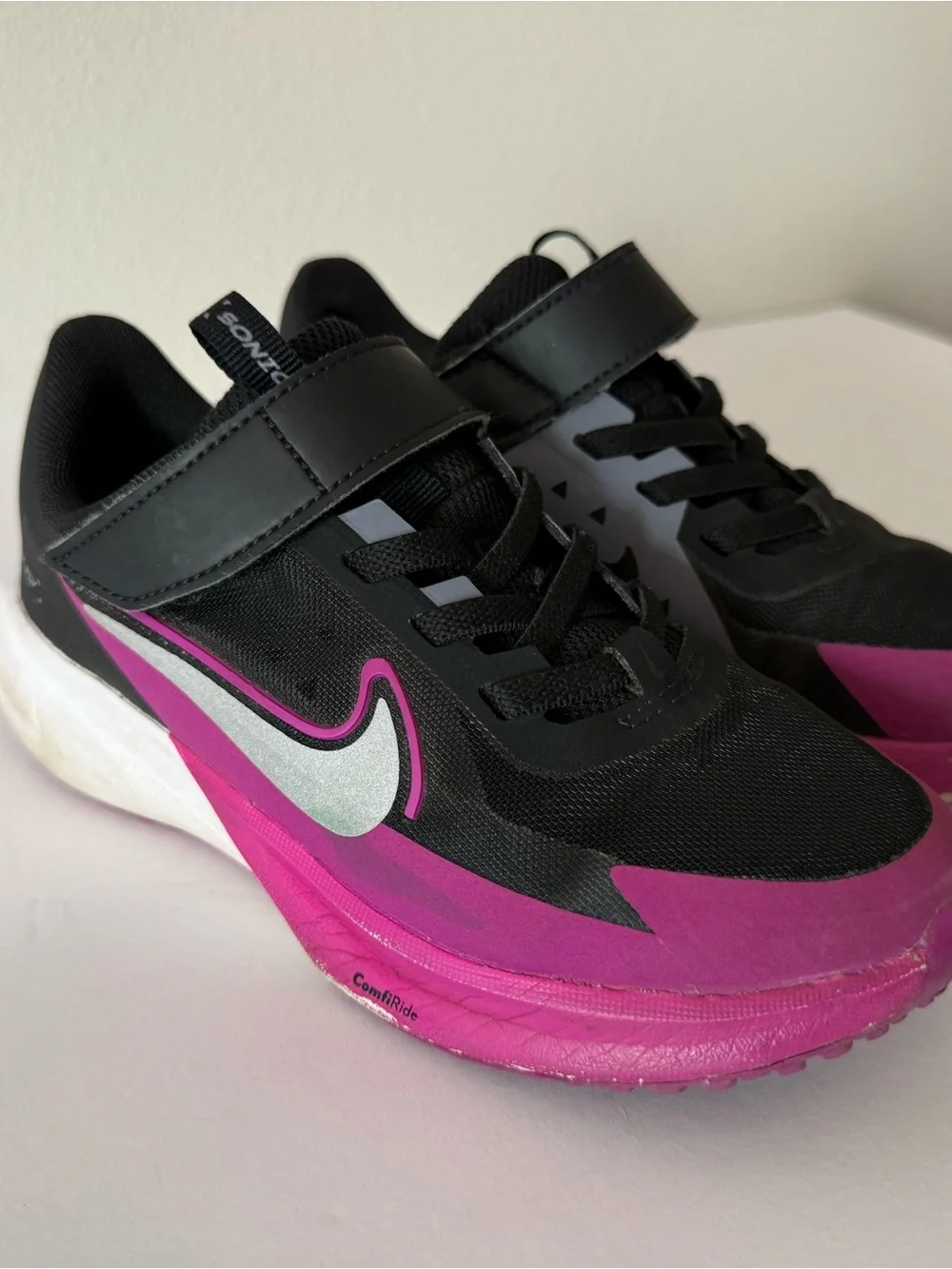 Nike sporty accents